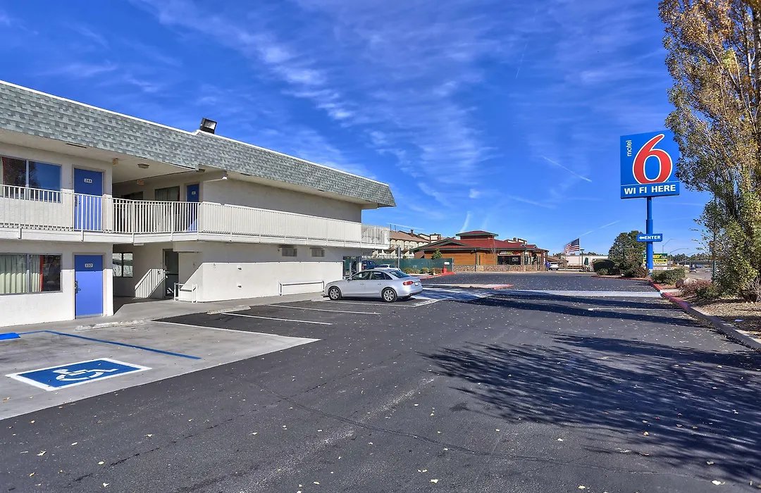 Motel 6-Flagstaff, Az - Butler-1